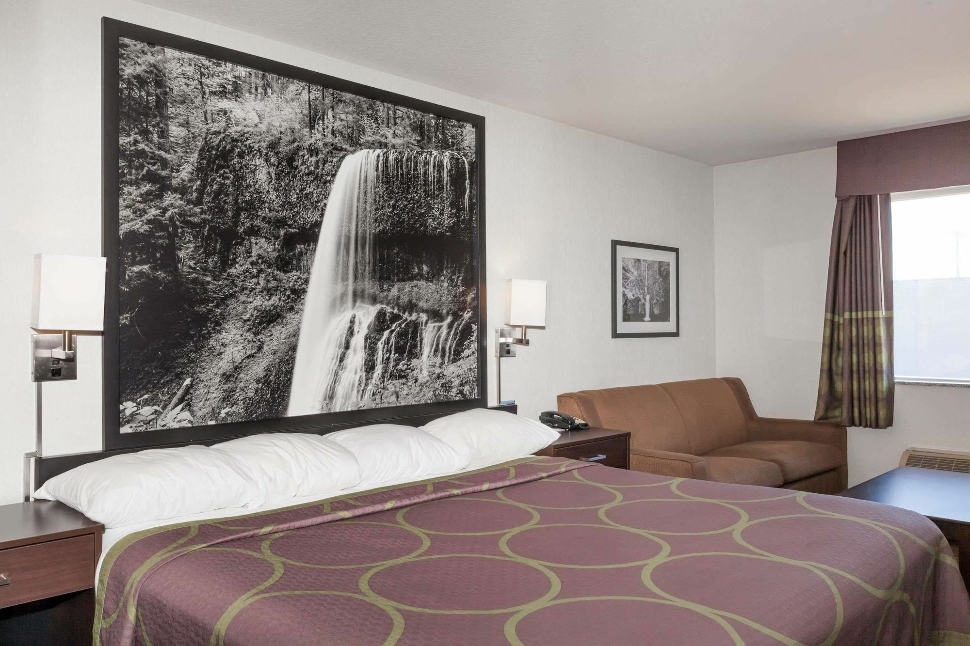 Super 8 By Wyndham Gresham/Portland Area Or Hotel Ngoại thất bức ảnh