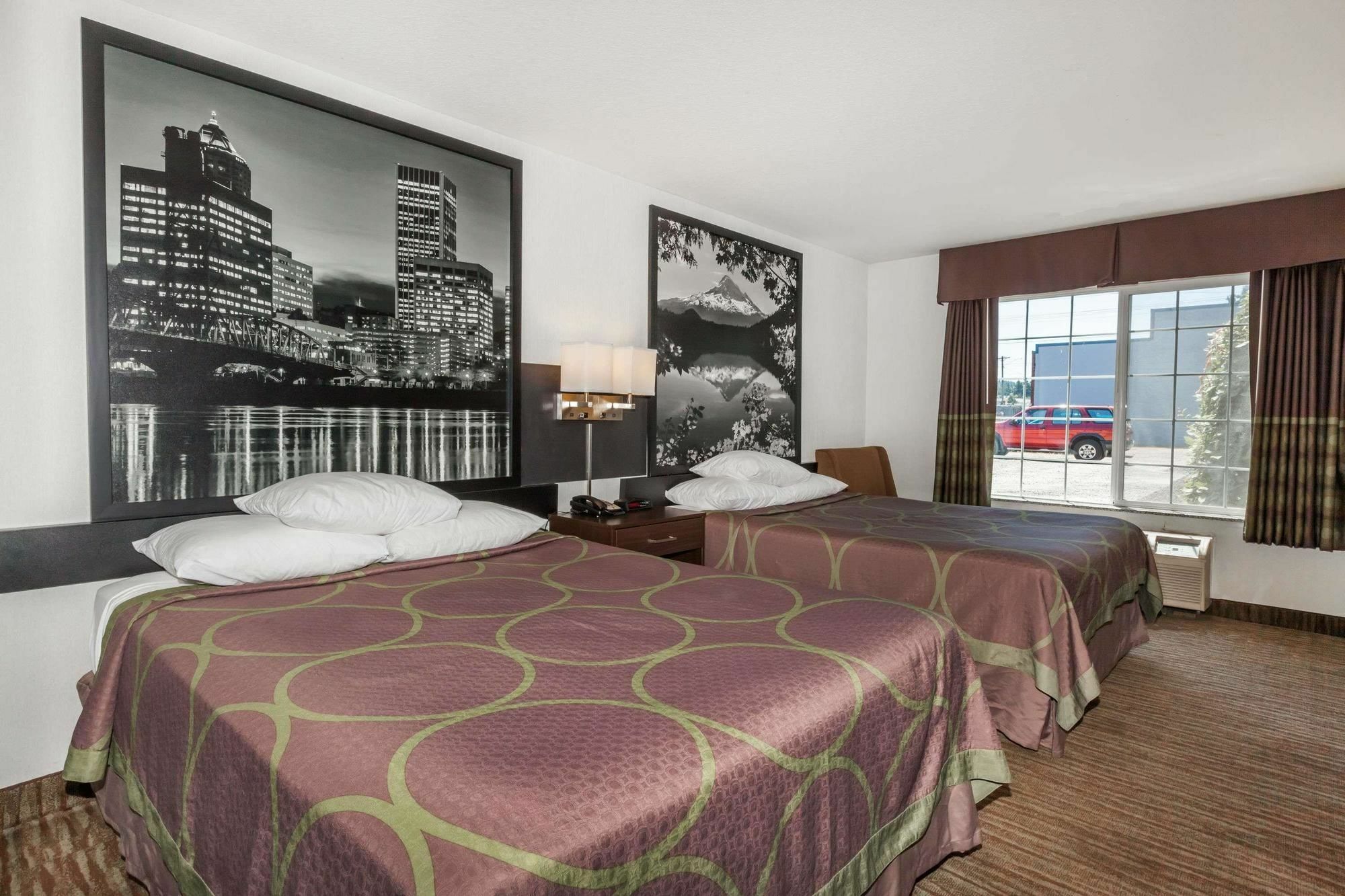Super 8 By Wyndham Gresham/Portland Area Or Hotel Ngoại thất bức ảnh